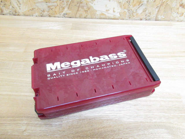 Megabass LunkerLunchBox